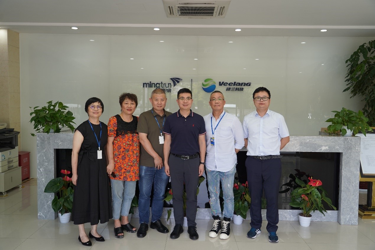 浙江大学控股集团总经理余飞鹏一行莅临浙大半岛网页版_半岛（中国）调研指导